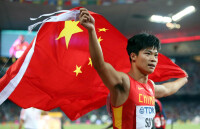 成為中國短跑史上第一位晉級奧運會男子百米半決賽的選手