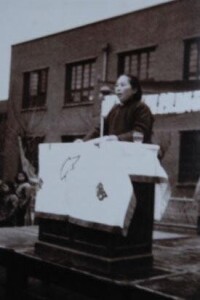 1957年，呂繼英時任上海普陀區教育局局長