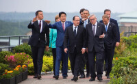 七國領導人抵加出席八國首腦會議