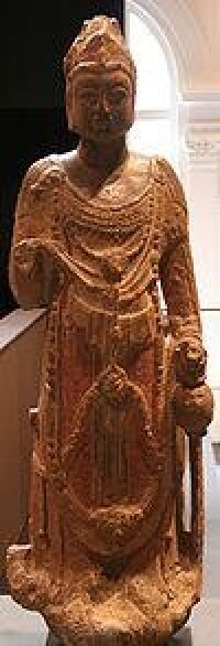 隋朝的觀音菩薩像，現藏於巴黎賽努奇博物館。