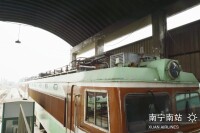 韶山3型電力機車的受電弓