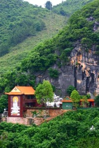 東華山[廣東省徠翁源縣東華山]