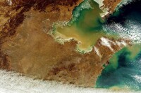 歐空局衛星拍攝地球壯觀地貌：黃河裹沙入海