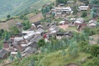 對門村[雲南省祿勸縣撒營盤鎮下轄村]