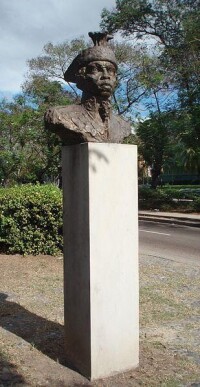 杜桑在古巴聖地亞哥的紀念碑
