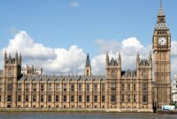 英國議會大廈，英國現代政黨制度的象徵