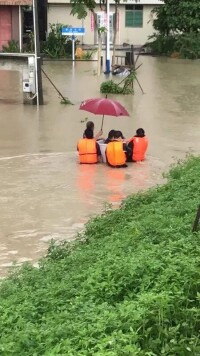 雨災