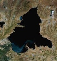 鄂陵湖衛星照片