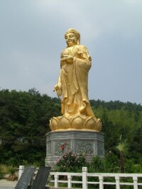 遊子山國家森林公園內華東第一大佛