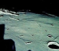 阿波羅11號飛船著陸月球前在靜海上空拍攝