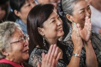 蔣方智怡回鄉祭祖