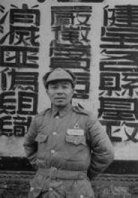 1948年胡素將軍在上海彭浦火車站