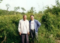 林業英雄馬永順（左）在日月峽