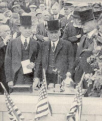 胡佛和凱洛格在1926年費城世博會開幕式