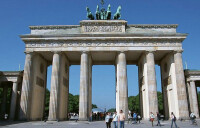 開放柏林牆時的勃蘭登堡門