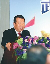 武漢亞洲實業有限公司董事長謝俊明