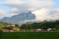 石馬山[廣東省五華縣長布鎮石馬山]