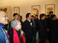 張雄院長陪同文化部副部長王文章參觀畫展