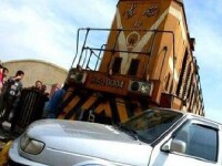 1·7哈爾濱火車與轎車剮碰事故