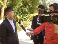 葉謙在粵港澳台影視作品周接受媒體採訪