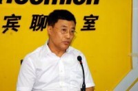 吳立範 中山大學嶺南學院院長，經濟學教授