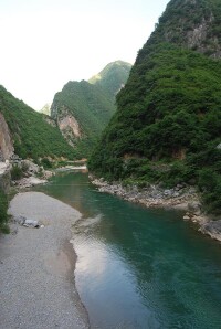 金錢河匯入漢江的河口鄖西夾河口
