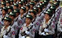 緬甸國防軍儀仗隊列隊行進