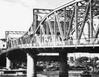 被炸毀的海珠橋