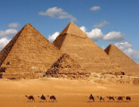 聞名世界的埃及金字塔