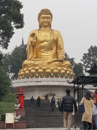 重慶華岩寺如來雕像