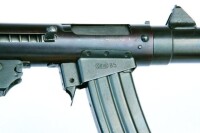 85式輕型衝鋒槍
