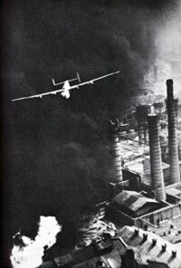B-24轟炸普洛耶什蒂油田