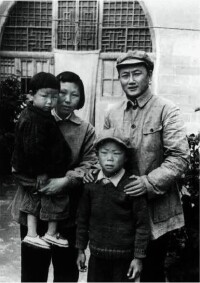 1936年部分參加井岡山鬥爭的幹部在延安合影