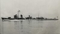 攝於1939年9月14日在館山灣試航的朝雲