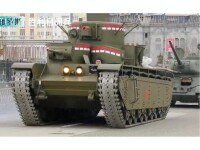 2018年重現閱兵式的T-35重型坦克