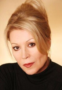 Leslie Easterbrook