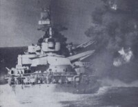 “維托里奧·維內托”號向盟軍軍艦開火