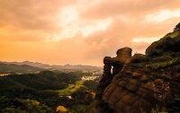龜峰奇景——夕陽西下