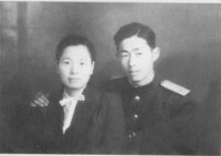 1947年丁雪松、鄭律成在平壤合影