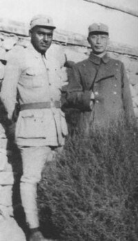 1940年，聶榮臻(右)與巴蘇合影