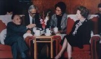 鄧小平（左一）會見英國首相