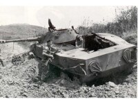 越南戰爭中被擊毀的PT-76水陸坦克