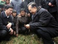 2009年2月，溫家寶總理在鴻暢鎮考察農業