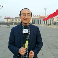 劉繼明參加中國兩會採訪，北京人民大會堂現場報道