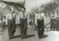 1940年，擔任衛生部長時的阿連德（位於圖最右側）