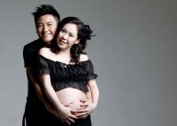 高皓正與老婆拍懷孕寫真