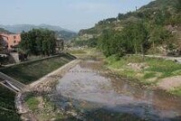 場鎮2.8公里生態河堤建設