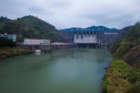 廣東龍川縣楓樹壩水電站大壩