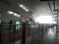 地鐵房山線蘇庄站站台