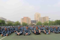 學校軍訓